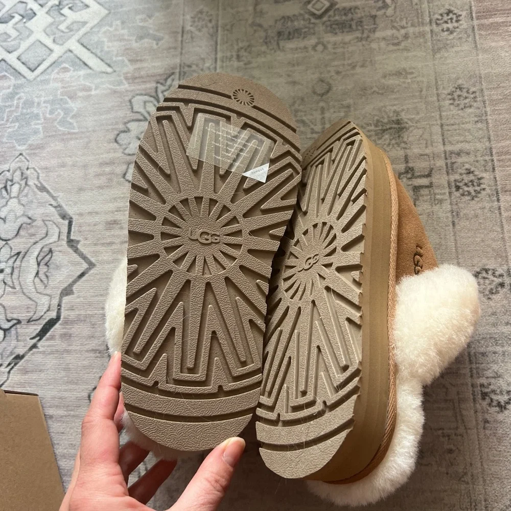 Brand new Uggs Disquette size 6 chestnut. - Picture 4 of 5